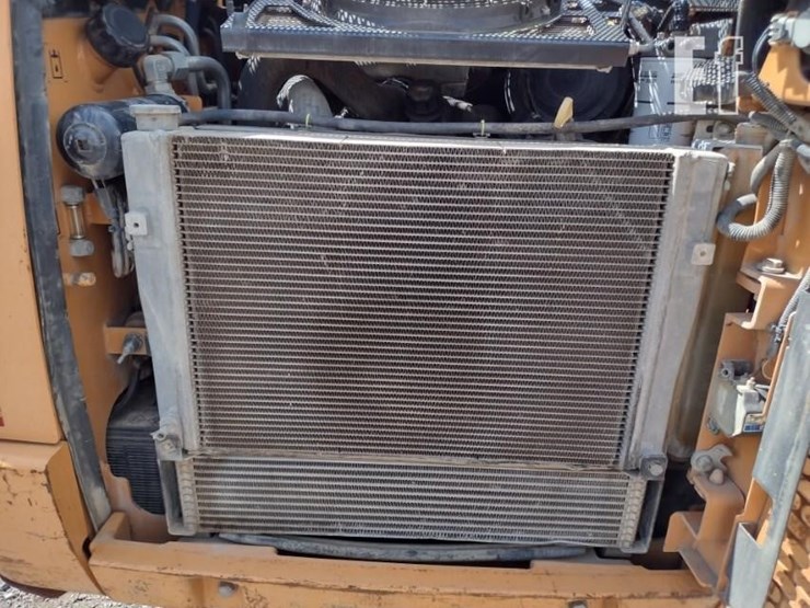2014-case-tr270-image-37