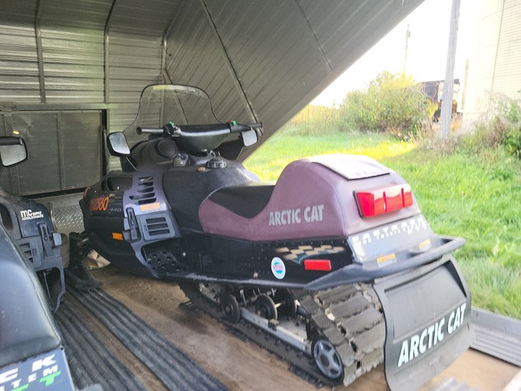 sled-shed-single-axle-snowmobile-trailer-w/2-arctic-cat-440-snowmobiles*updated-information-9/22/25-@-8:30a*-image-56