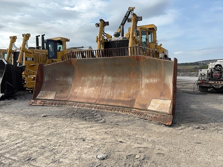 caterpillar-d11n-image-8