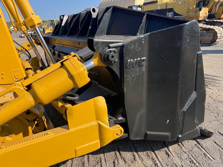 caterpillar-d10r-image-11