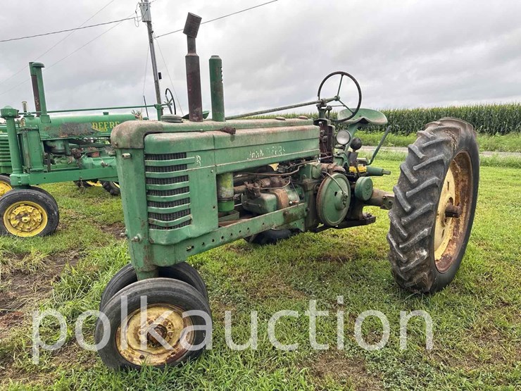 john-deere-b-image-10