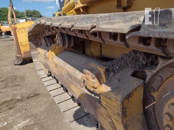 2012-deere-700j-lt-image-22