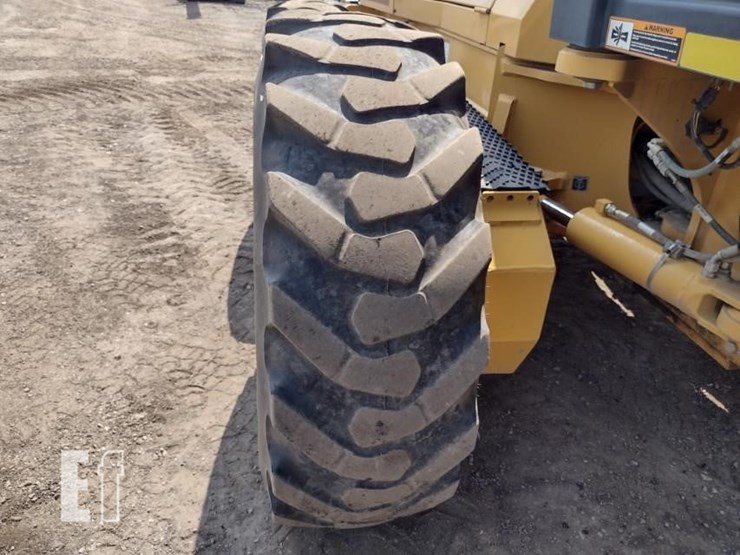 2020-deere-670gp-image-19