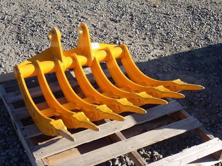giyi-cat-305-dense-teeth-rake-32"-image-4