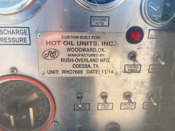 2015-kenworth-t800-image-15