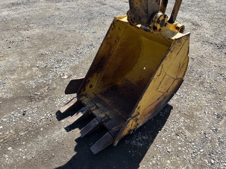 komatsu-pc120-image-9