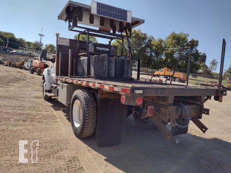 2015-ford-f650-image-35