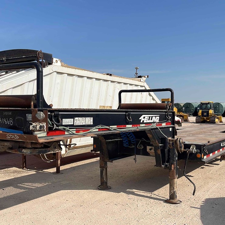 2013 FELLING SKINNYNECK TA LOWBOY