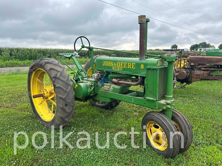 john-deere-b-image-2