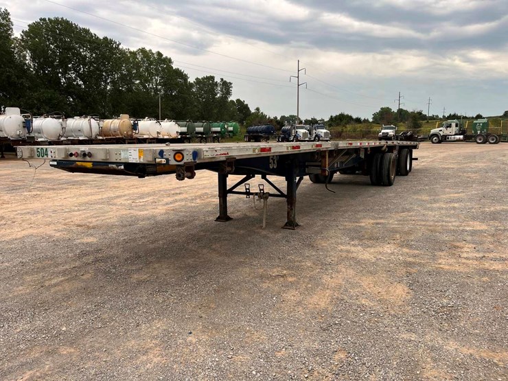 2010-utility-flatbed-image-1