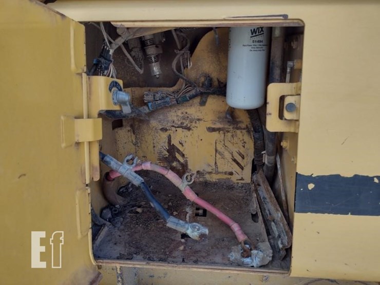 deere-650h-image-39