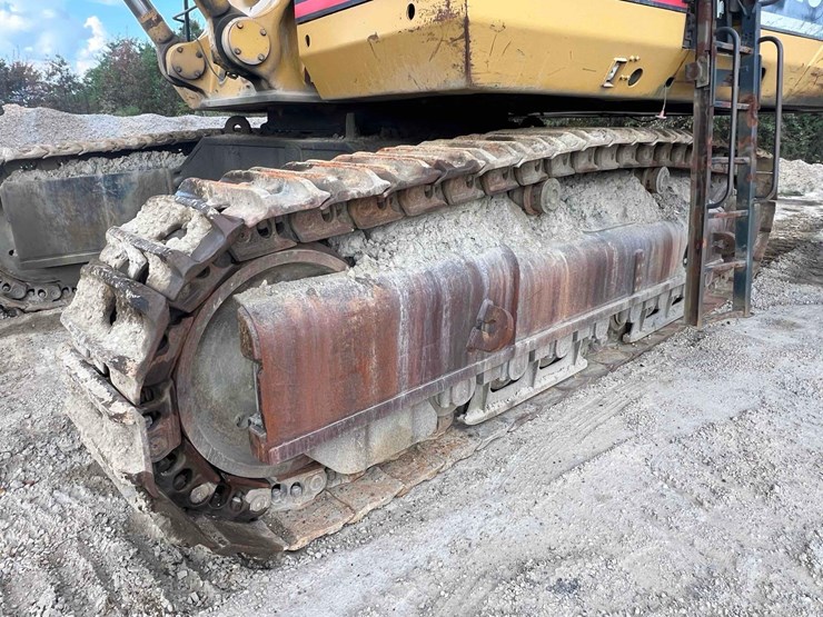 caterpillar-5130-image-8