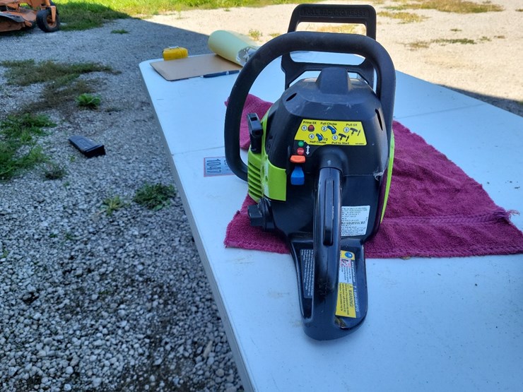 poulan-p3416-gas-chain-saw-w/case---tag-#1047-image-10