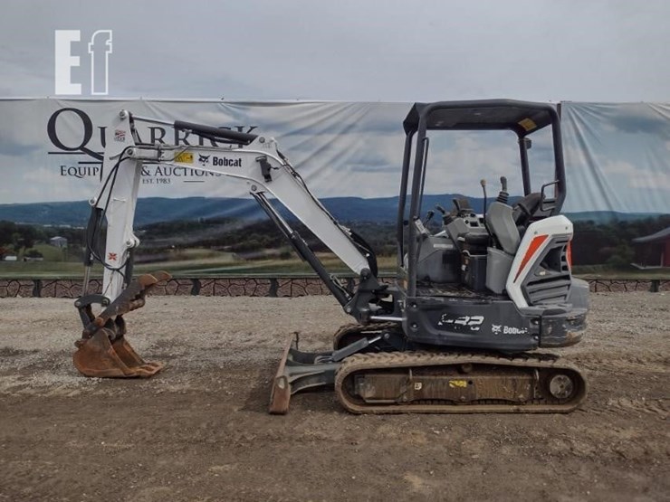 bobcat-e32i-image-1