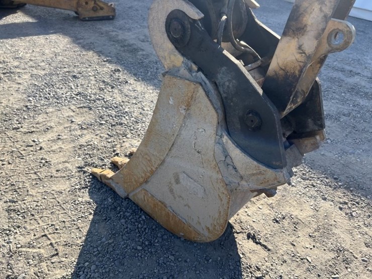 2012-caterpillar-420e-image-22