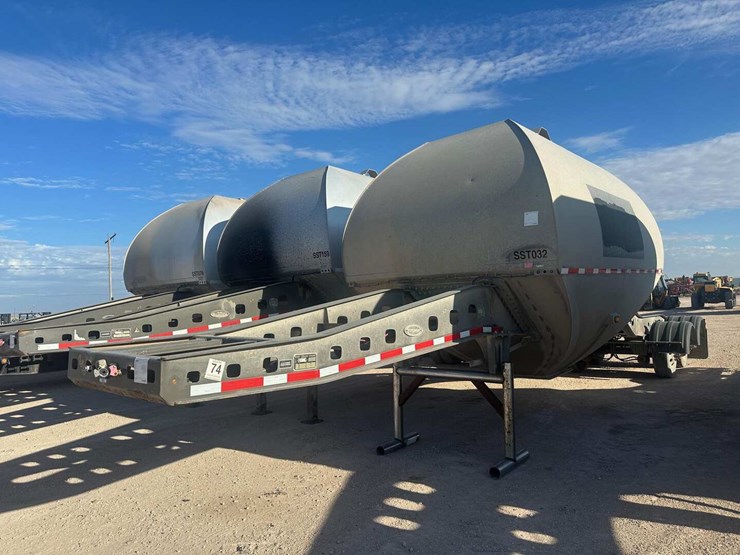2018-ty-crop-manufacturing-ltd-dry-bulk-pneumatic-trailer-image-1