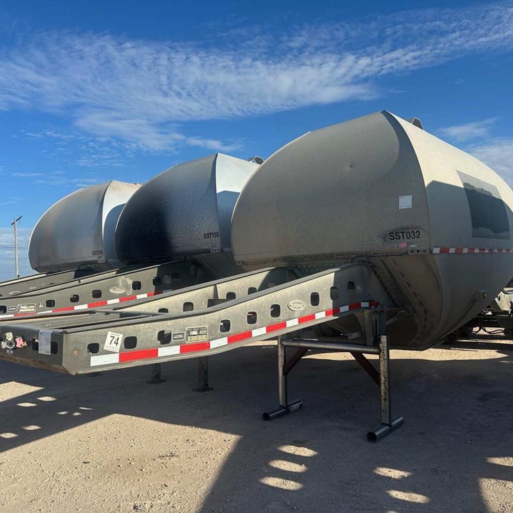 2018 TY-CROP MANUFACTURING LTD DRY BULK PNEUMATIC TRAILER