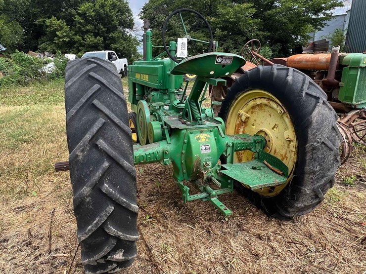 john-deere-b-image-11
