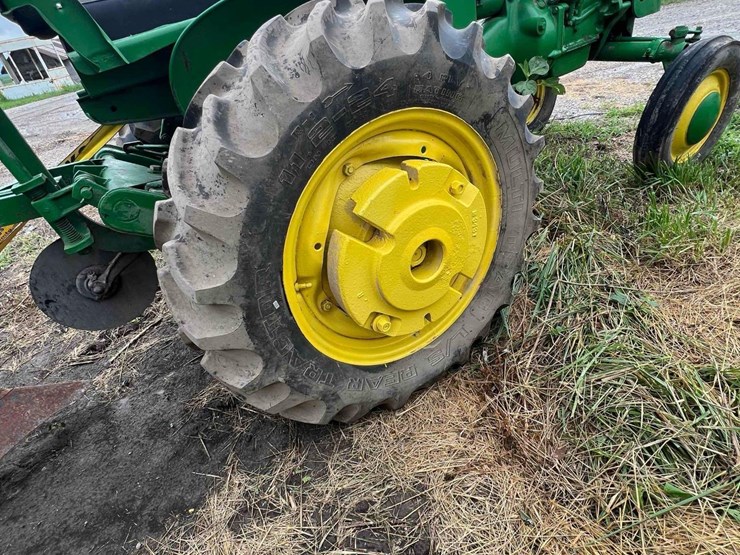 john-deere-m-image-16