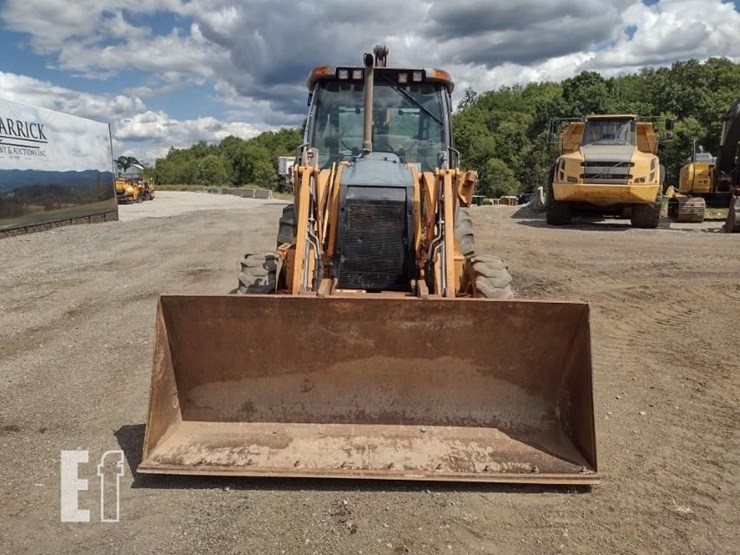 2012-case-580sn-wt-image-2