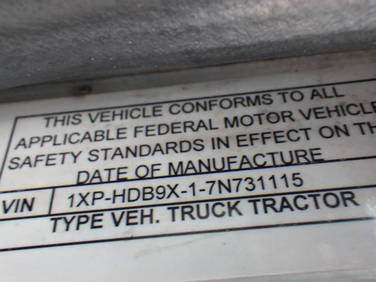 2007-peterbilt-386-image-14