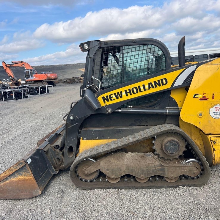 2022 NEW HOLLAND C327