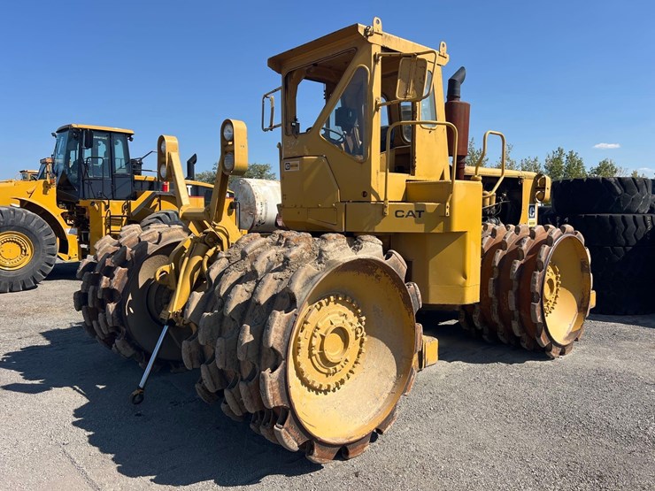 caterpillar-825b-image-2