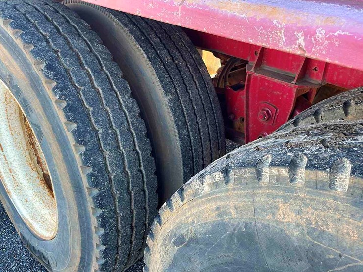 2007-overland-tank-trailer-image-9