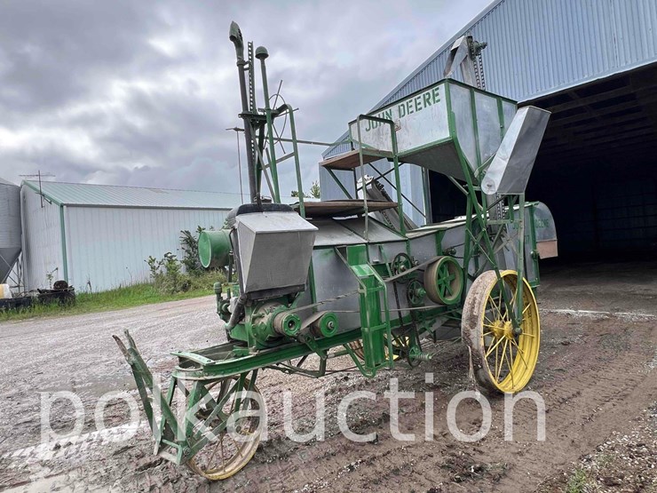 john-deere-7-image-3
