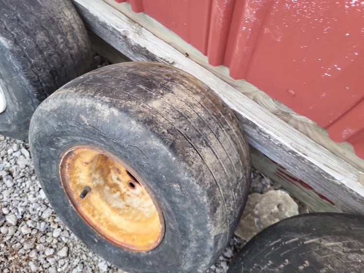 (4)-18x8.50-8-tires-w/rims-image-4