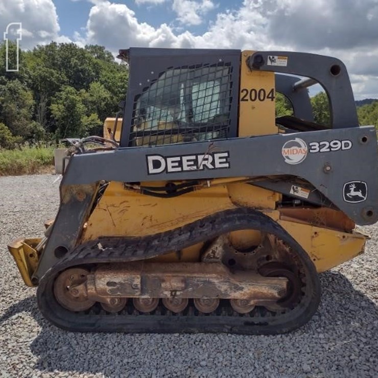 JOHN DEERE 329D