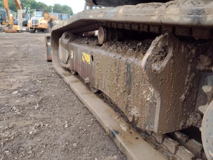 bobcat-e32i-image-38