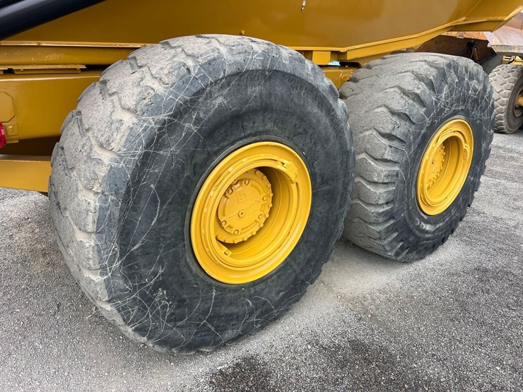 caterpillar-740b-image-5