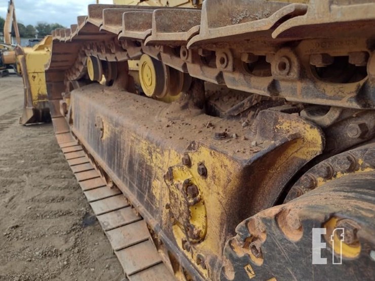 2015-komatsu-d61ex-23-image-26