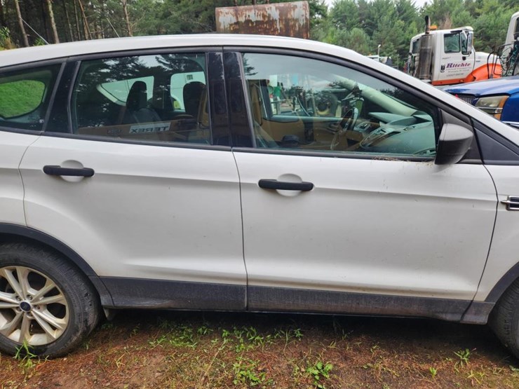 2014-ford-escape-image-14