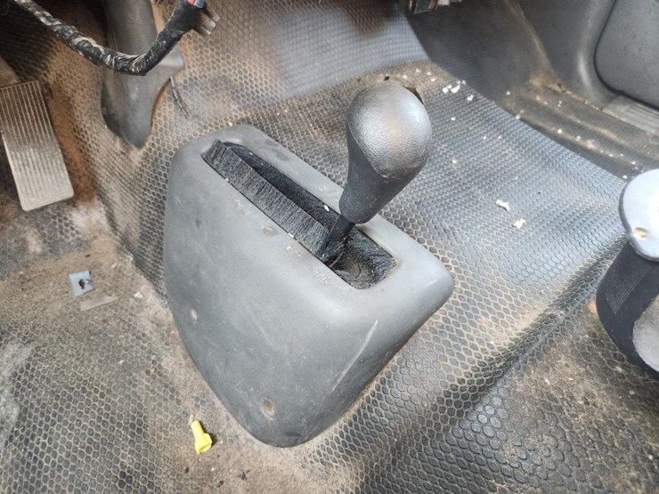 2006-chevrolet-2500-image-42