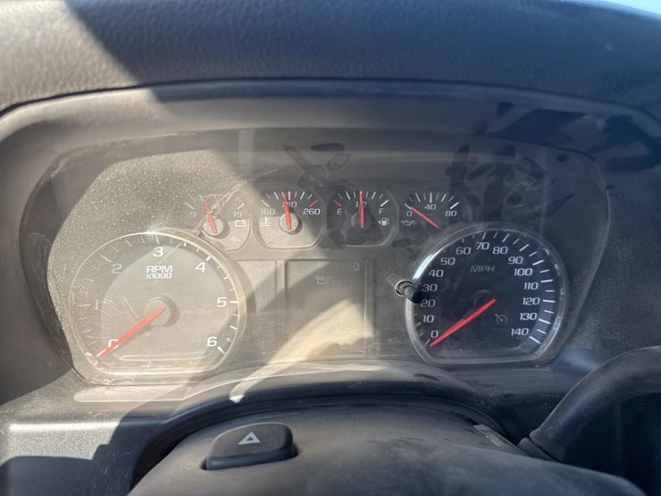 2019-chevrolet-2500-image-28