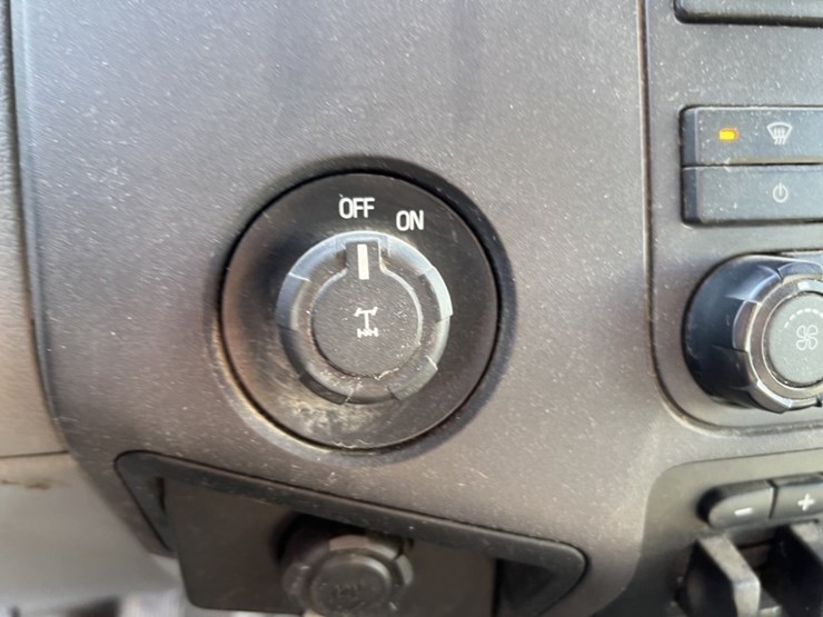 2011-ford-f250-sd-image-24