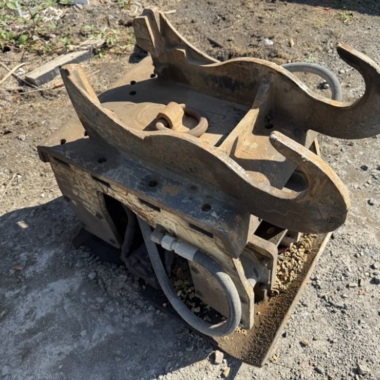 DEERE 410K