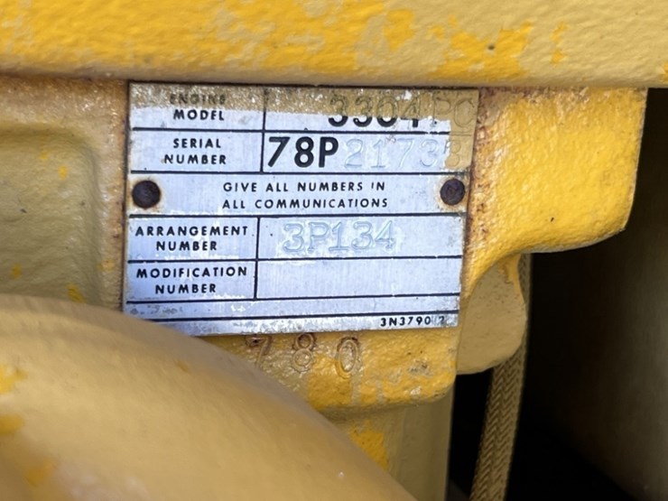 caterpillar-120-image-18