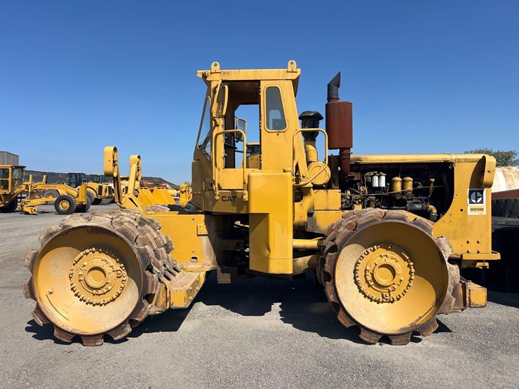 caterpillar-825b-image-1