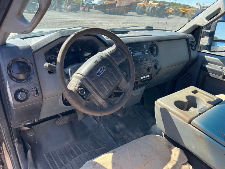 2012-ford-f250-image-15