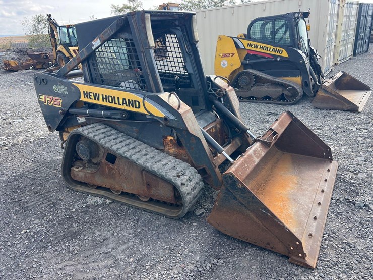 new-holland-c175-image-3