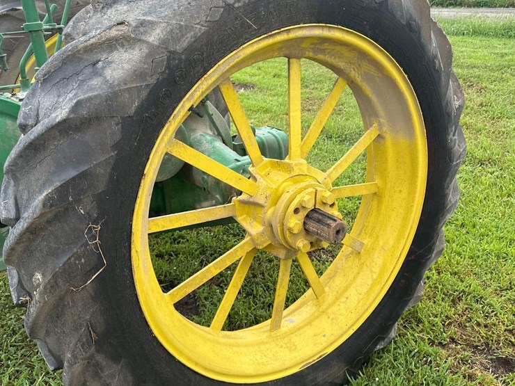 john-deere-a-image-7