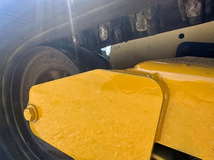 2018-caterpillar-299d2-xhp-image-9