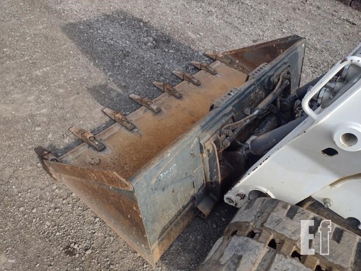 2019-bobcat-t740-image-20