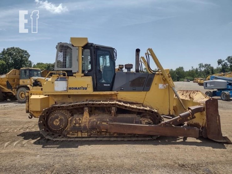 2004-komatsu-d65ex-15-image-3