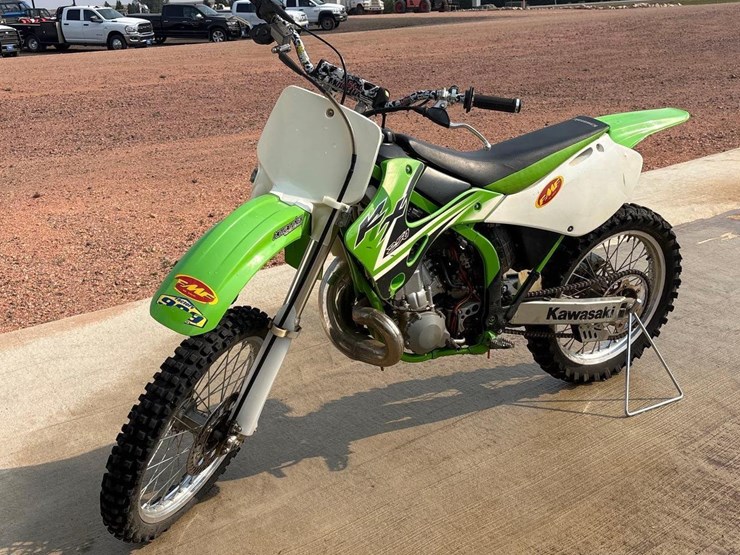 2001-kawasaki-kx250-dirt-bike-image-1