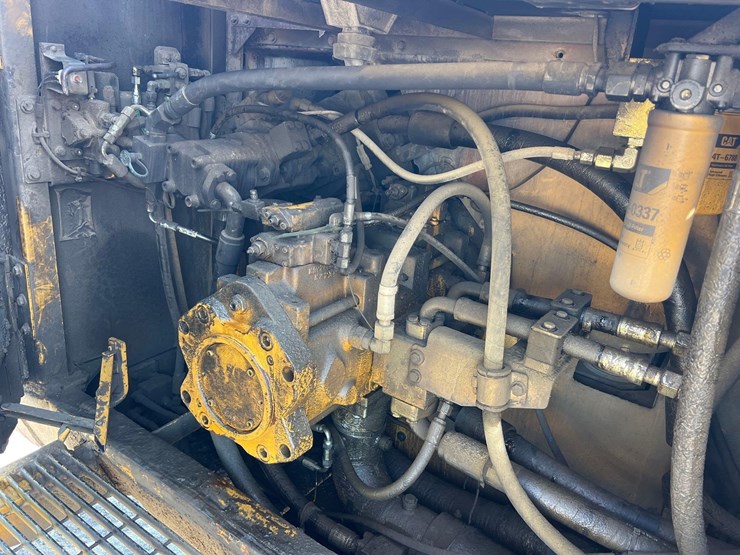caterpillar-385bl-image-18