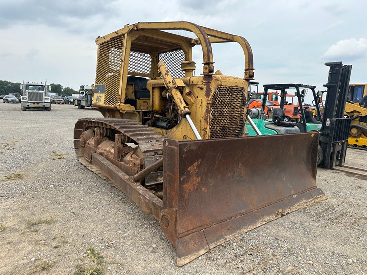 caterpillar-d6c-image-2